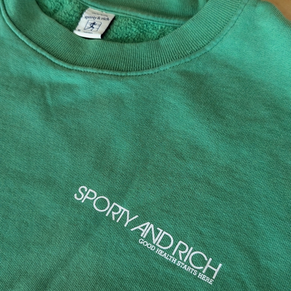 Bright green cropped sweatshirt XL - Picture 2 of 9